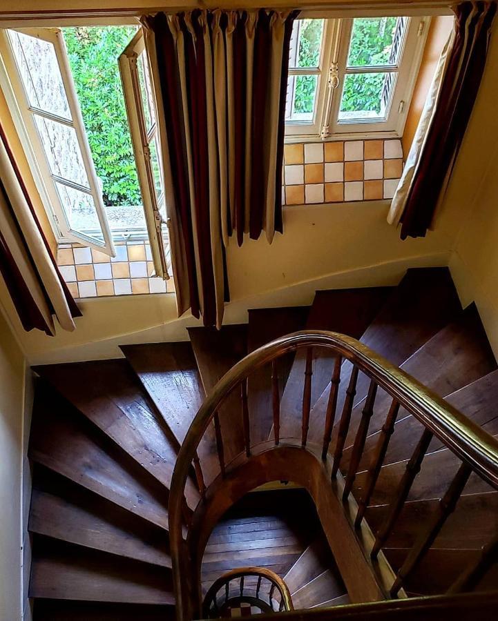 Chambres d'Hôtes-Château Constant Bessines-sur-Gartempe Exterior foto